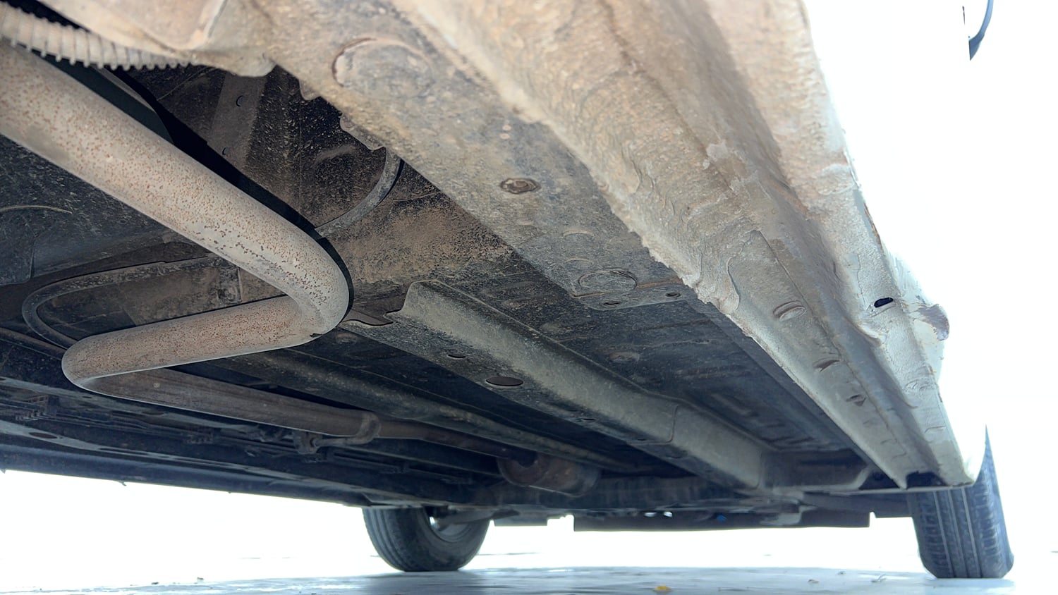 Used 2022 Tata Altroz XE Petrol Petrol Manual extra REAR RIGHT UNDERBODY VIEW