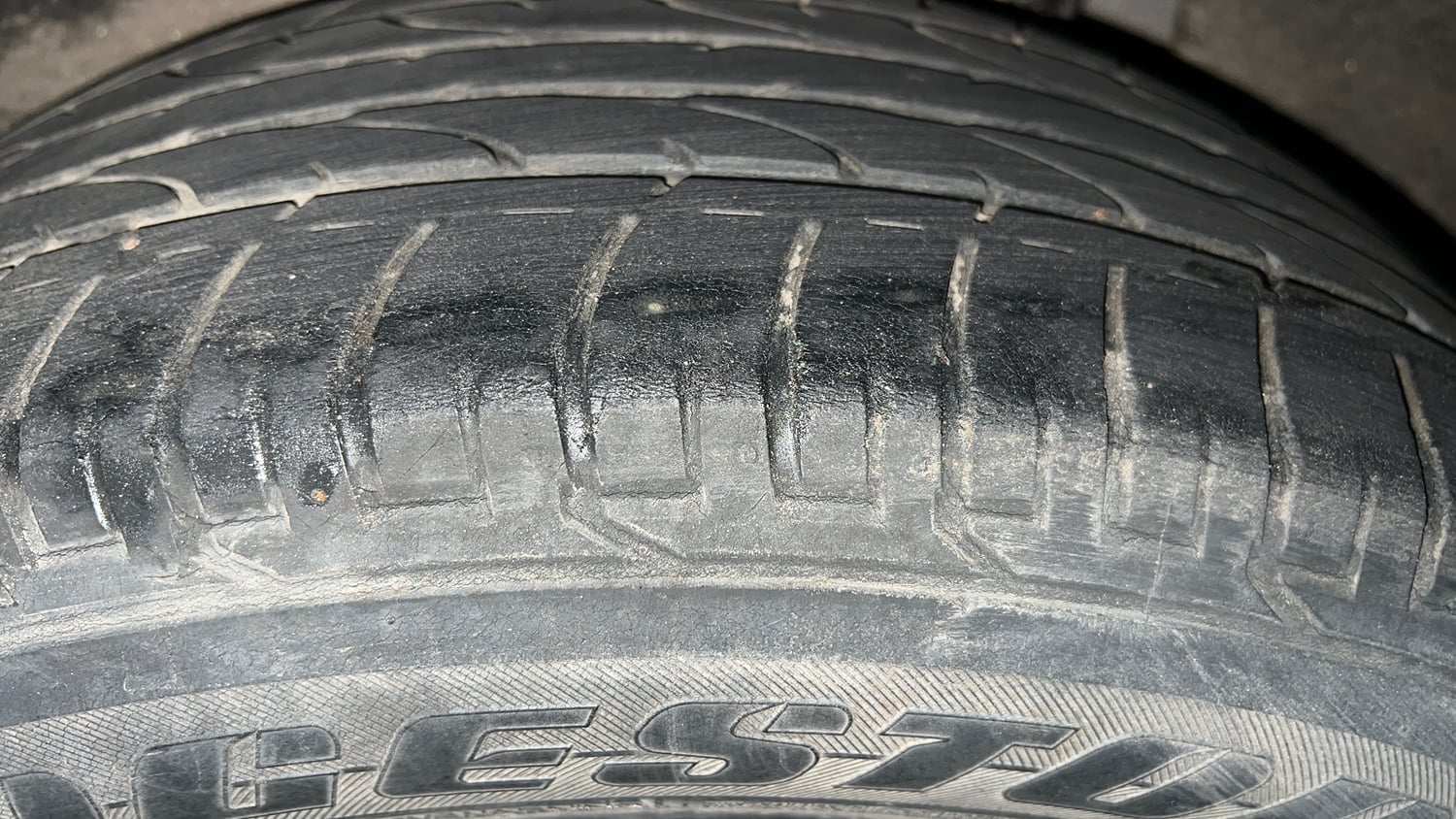 Used 2019 Hyundai Creta SX 1.6 AT Petrol Petrol Automatic tyres LEFT REAR TYRE TREAD VIEW