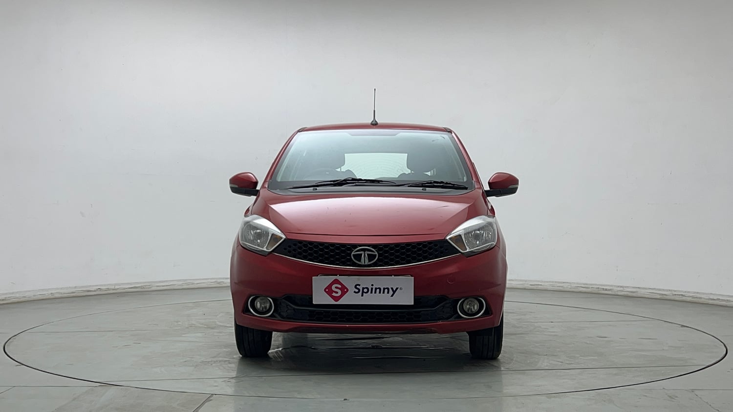Used 2018 Tata Tiago Revotron XZA Petrol Automatic exterior FRONT VIEW