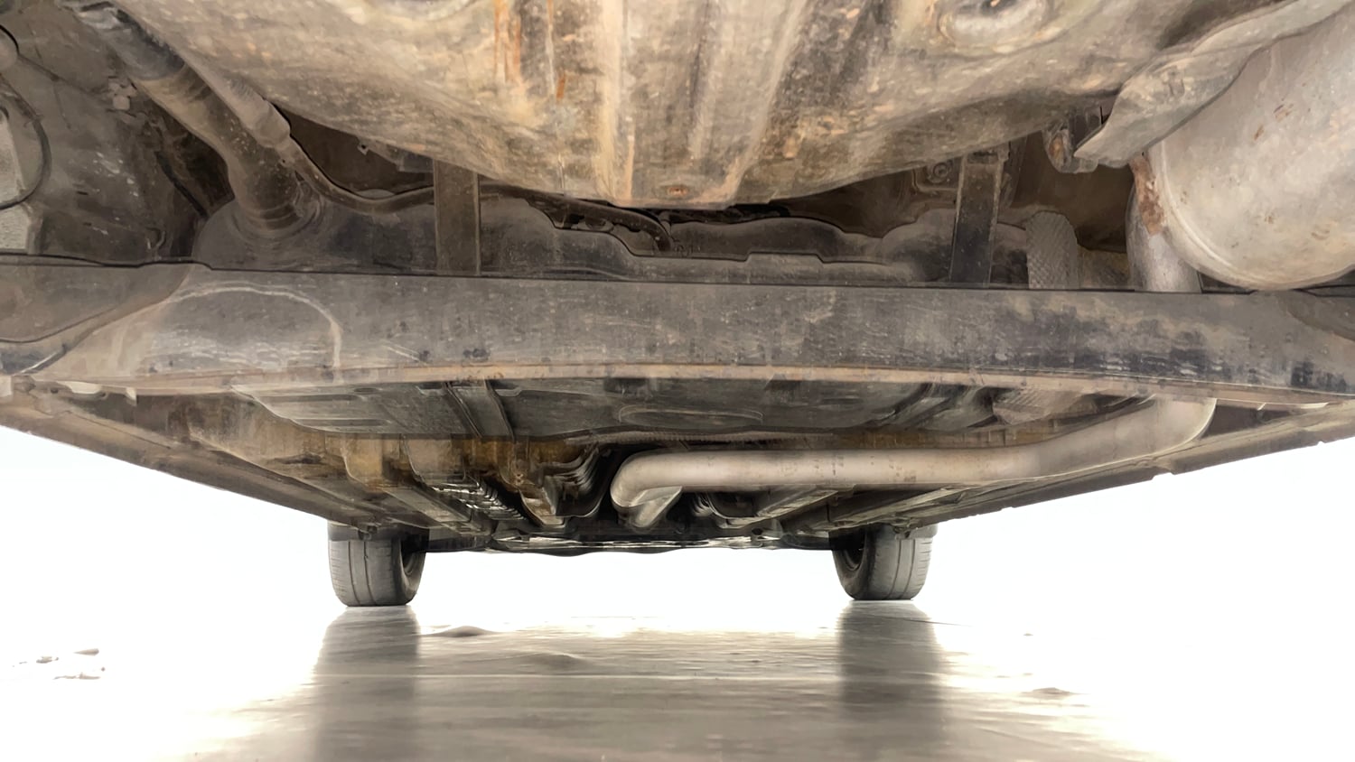 Used 2016 Hyundai Elite i20 Sportz 1.4 CRDI Diesel Manual extra REAR UNDERBODY VIEW (TAKEN FROM REAR)
