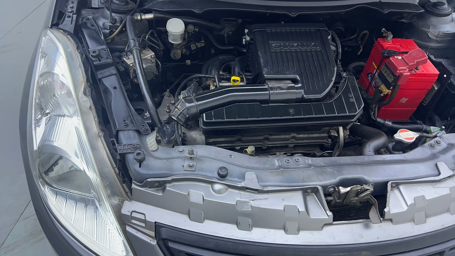 Used 2015 Maruti Suzuki Swift Dzire ZXI Petrol Manual engine ENGINE RIGHT SIDE VIEW