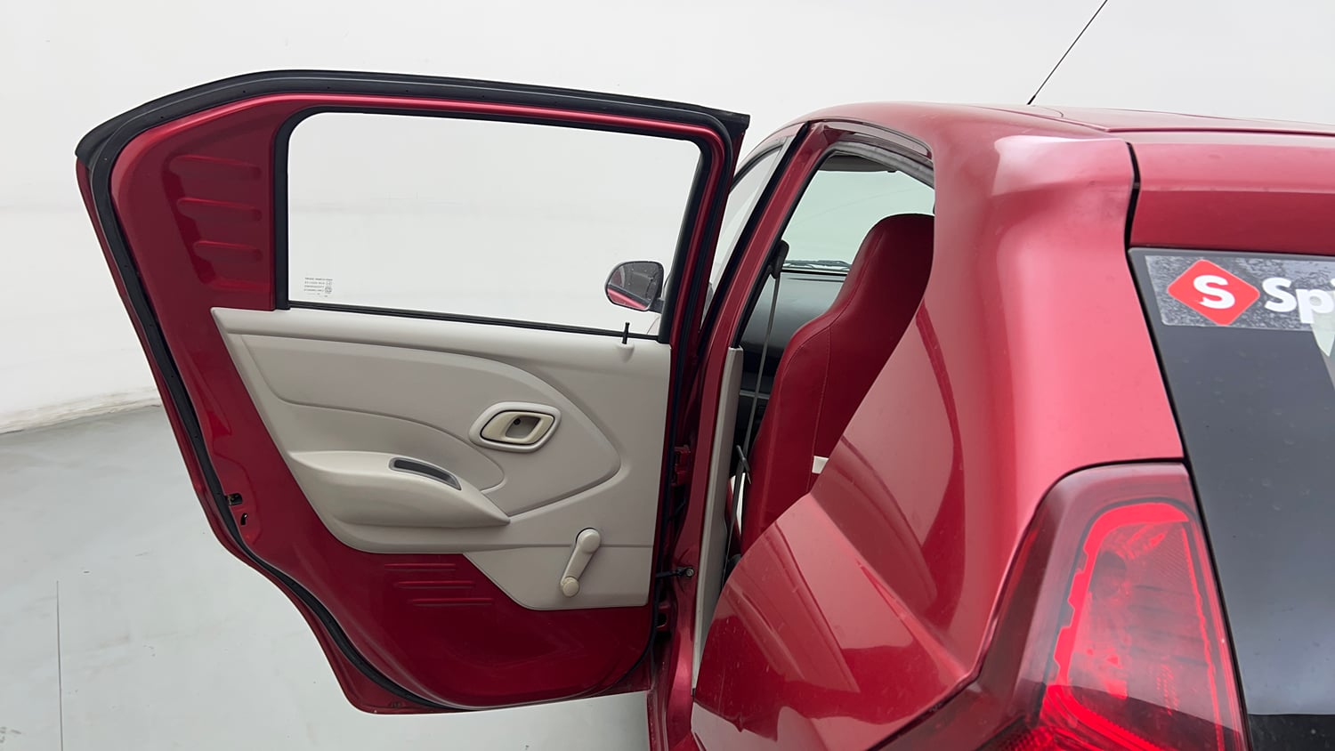 Used 2016 Datsun Redi-GO T (O) Petrol Manual interior LEFT REAR DOOR OPEN VIEW