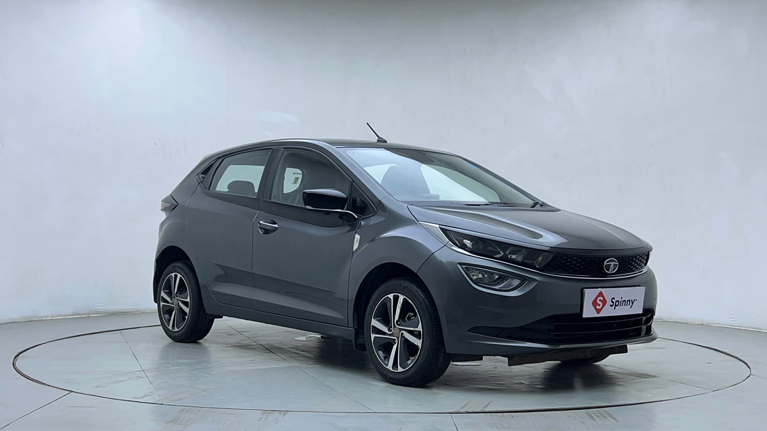 Used 2023 Tata Altroz XZA Plus Petrol Petrol Automatic exterior RIGHT FRONT CORNER VIEW