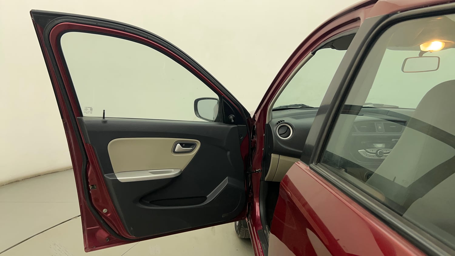 Used 2016 Maruti Suzuki Alto K10 VXi Petrol Manual interior LEFT FRONT DOOR OPEN VIEW