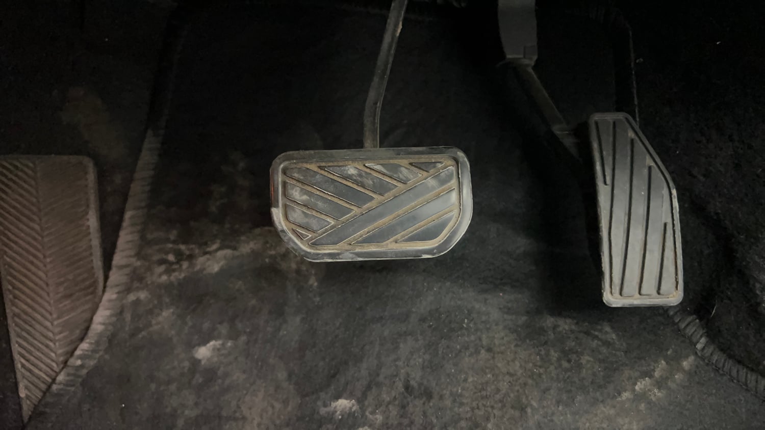 Used 2021 Maruti Suzuki Baleno Zeta Automatic Petrol Automatic interior PEDALS VIEW