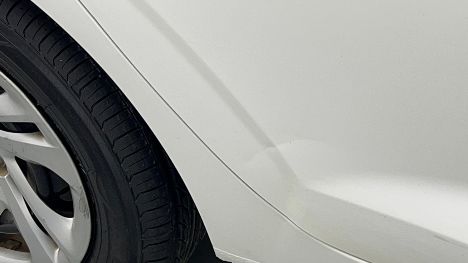 Used 2022 Hyundai Aura S 1.2 CNG Cng Manual dents MINOR SCRATCH