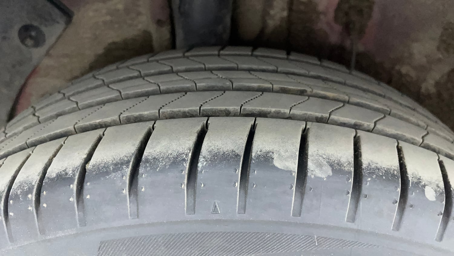 Used 2019 Hyundai Elite i20 Asta 1.2 (O) Petrol Manual tyres RIGHT REAR TYRE TREAD VIEW