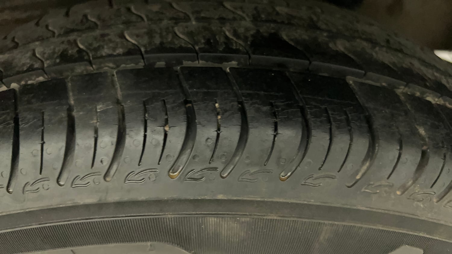 Used 2024 Maruti Suzuki Wagon R VXI 1.0 CNG Cng Manual tyres LEFT REAR TYRE TREAD VIEW