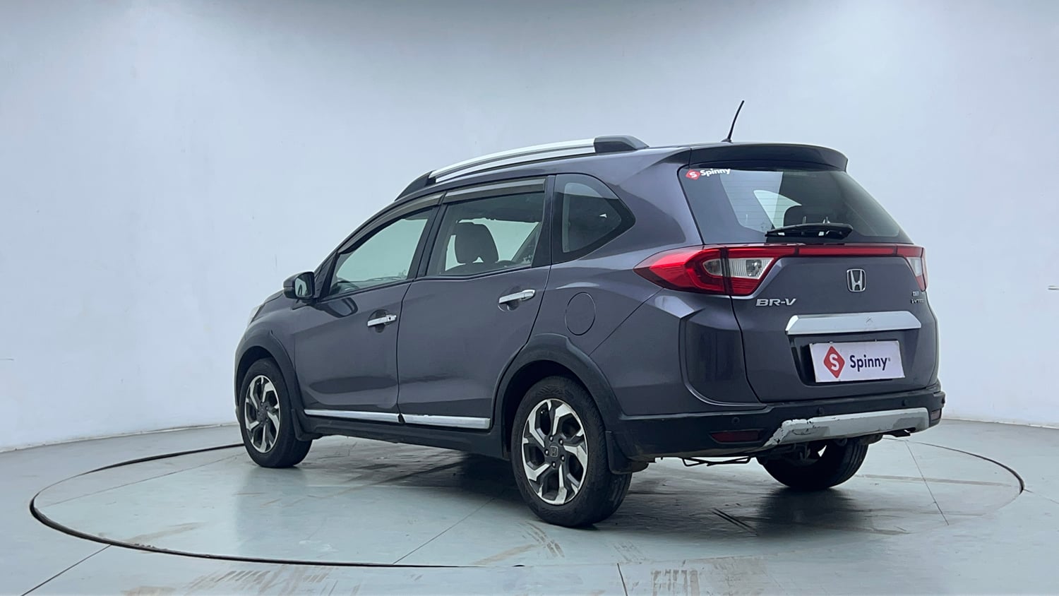 Used 2017 Honda BR-V VX Petrol Petrol Manual exterior LEFT REAR CORNER VIEW