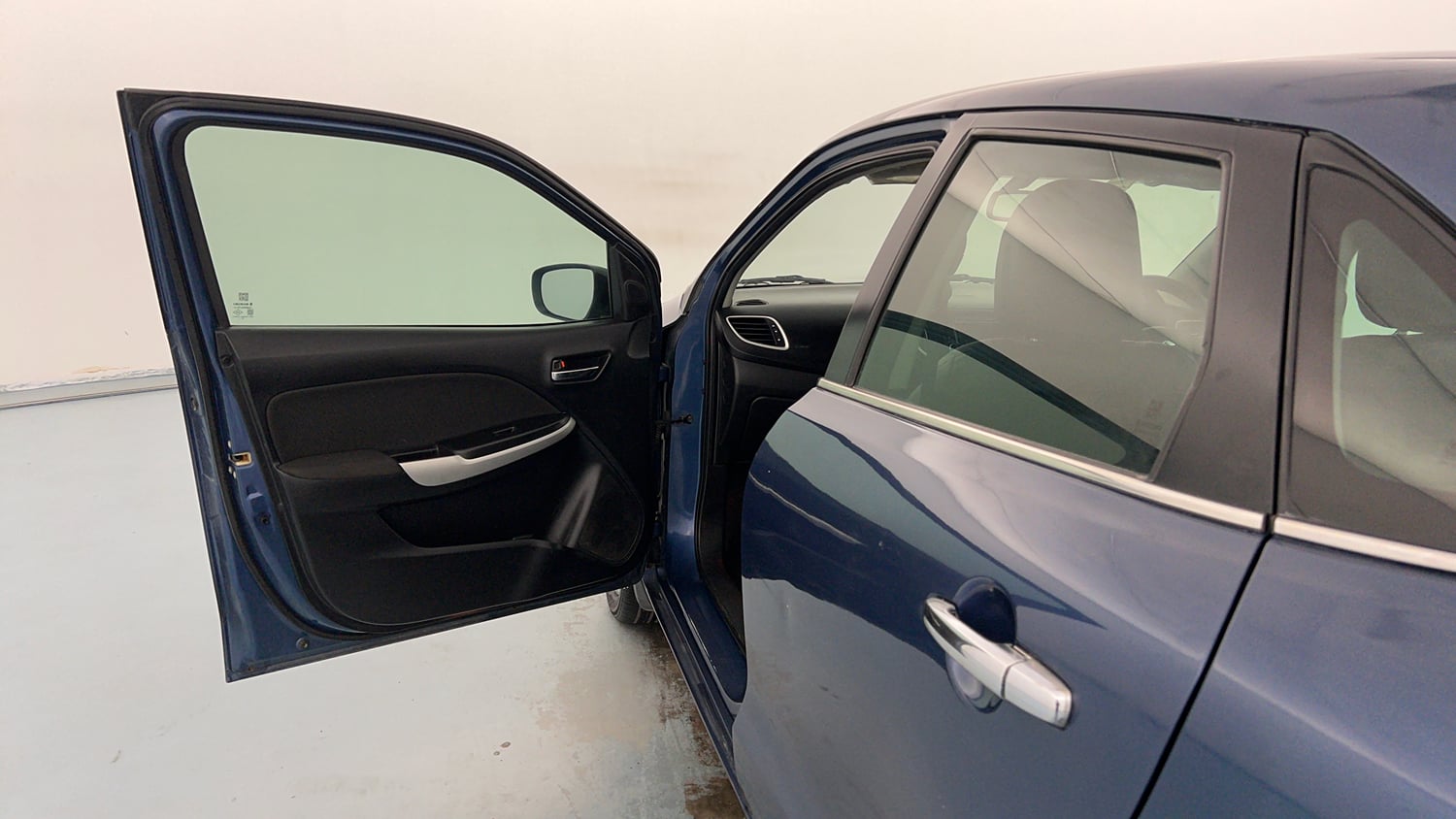 Used 2018 Maruti Suzuki Baleno Zeta 1.2 Petrol Manual interior LEFT FRONT DOOR OPEN VIEW