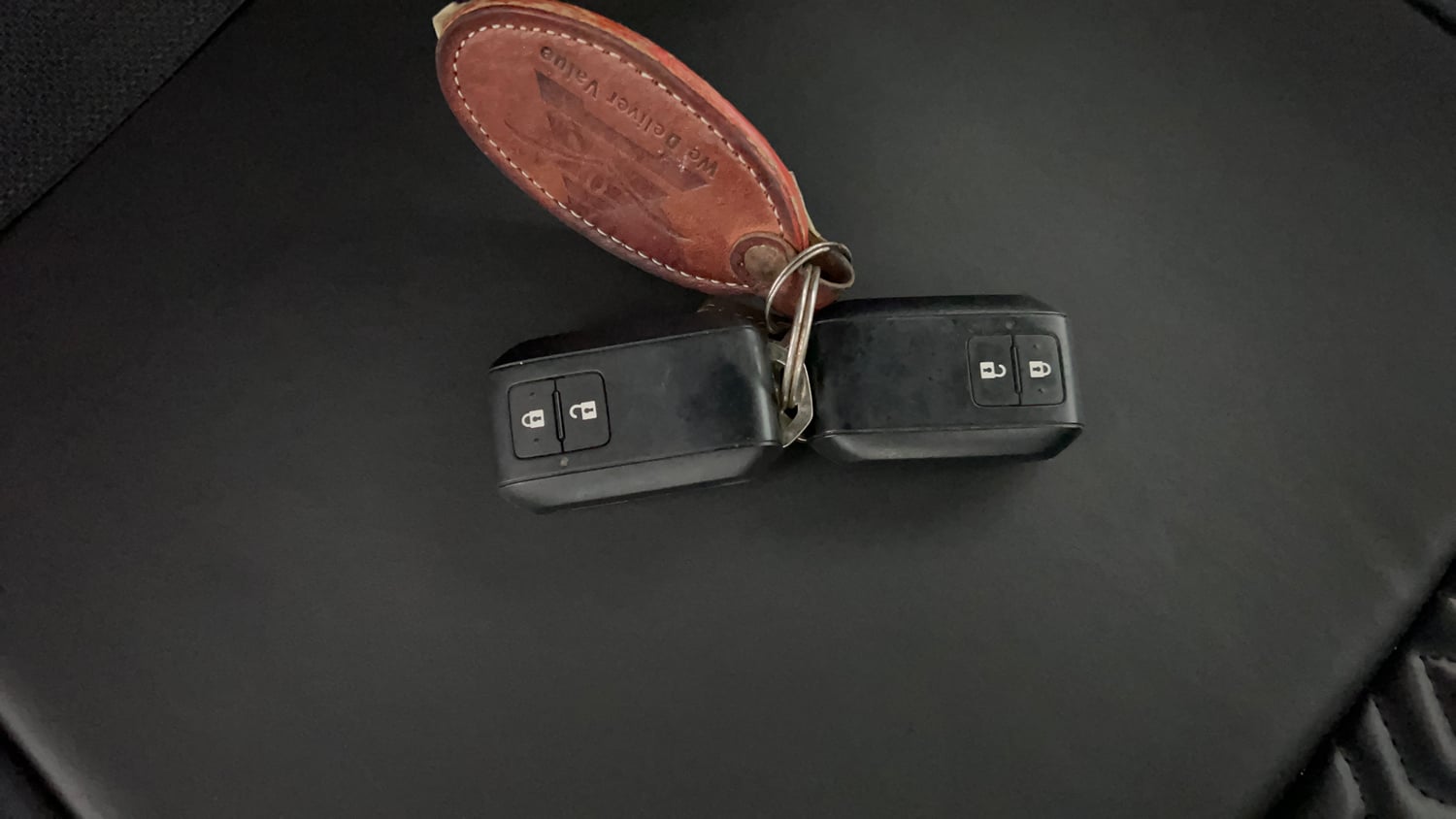 Used 2023 Maruti Suzuki Baleno Zeta MT Petrol Manual extra CAR KEY VIEW