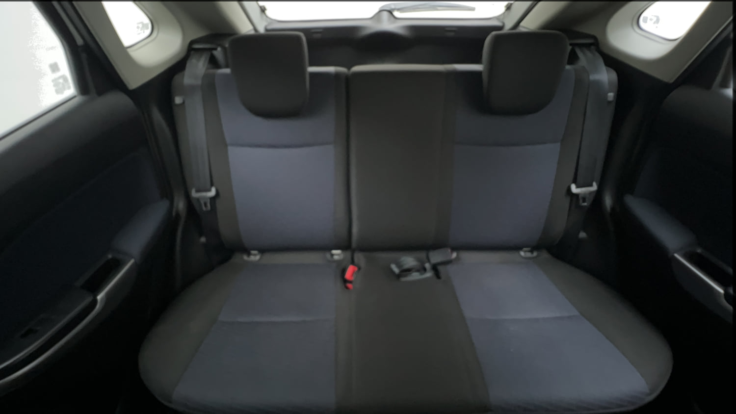 Used 2021 Maruti Suzuki Baleno Zeta Petrol Manual interior REAR SEAT CONDITION VIEW