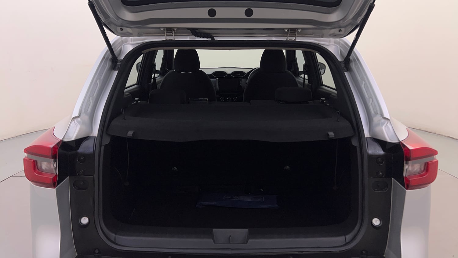 Used 2025 Nissan Magnite Visia B4D 1.0 Petrol AMT Petrol Automatic interior DICKY INSIDE VIEW