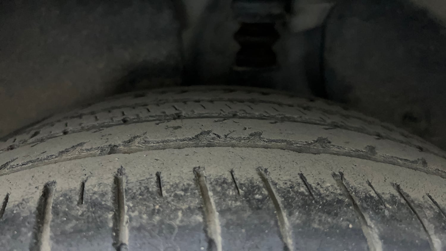 Used 2019 Hyundai Creta SX 1.6 AT Petrol Petrol Automatic tyres LEFT REAR TYRE TREAD VIEW