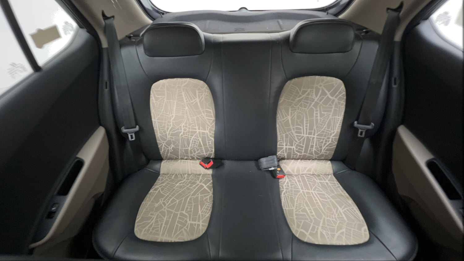 Used 2018 Hyundai Grand i10 Sportz 1.2 Kappa VTVT Petrol Manual interior REAR SEAT CONDITION VIEW