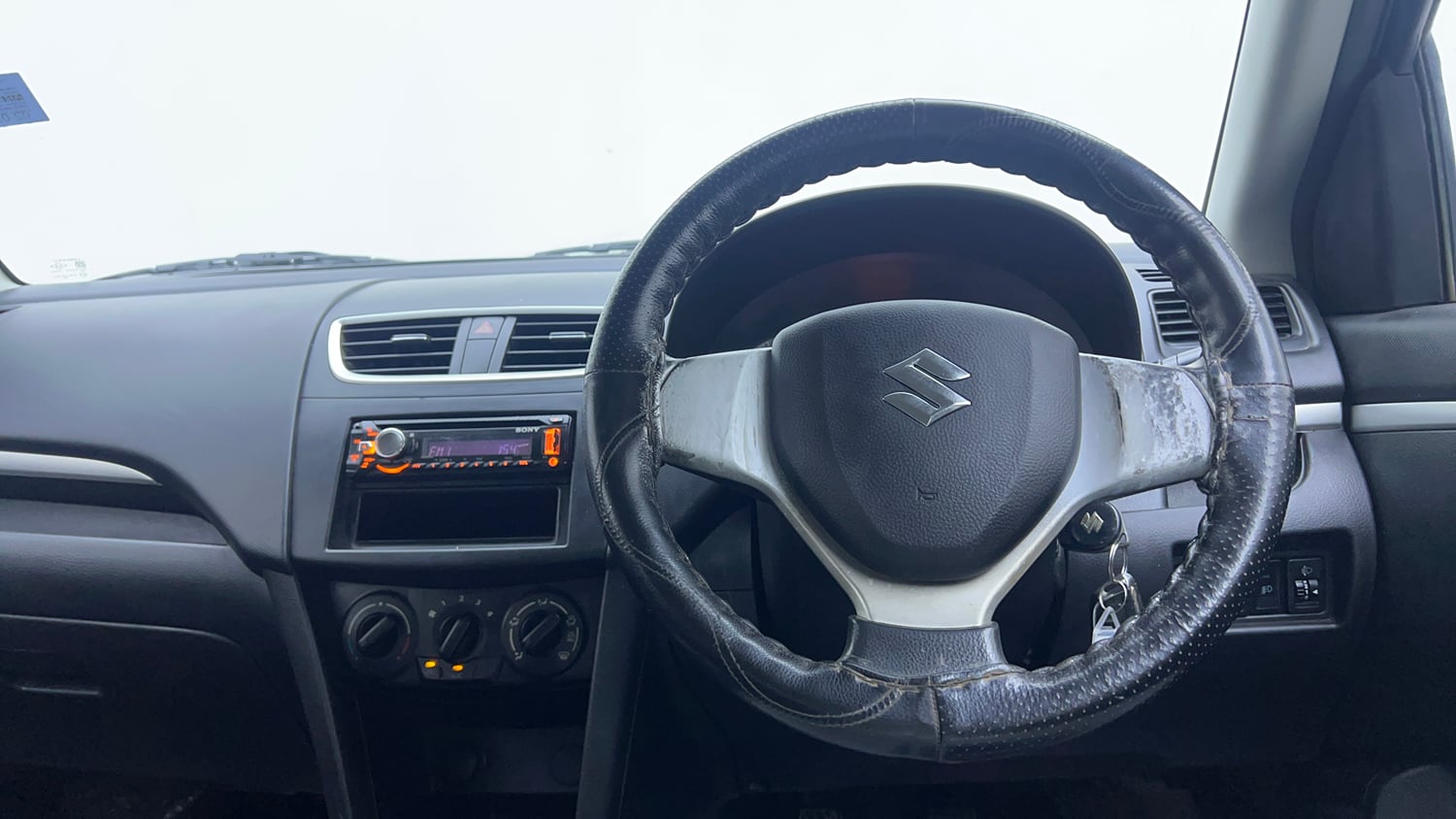 Used 2014 Maruti Suzuki Swift VXi Petrol Manual interior STEERING VIEW