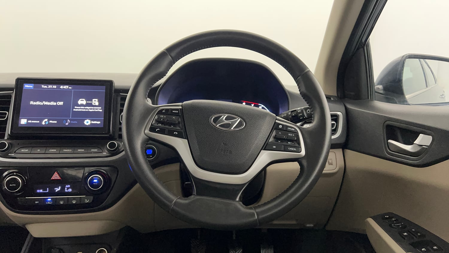 Used 2022 Hyundai Verna SX 1.5 MPi Petrol Manual interior STEERING VIEW