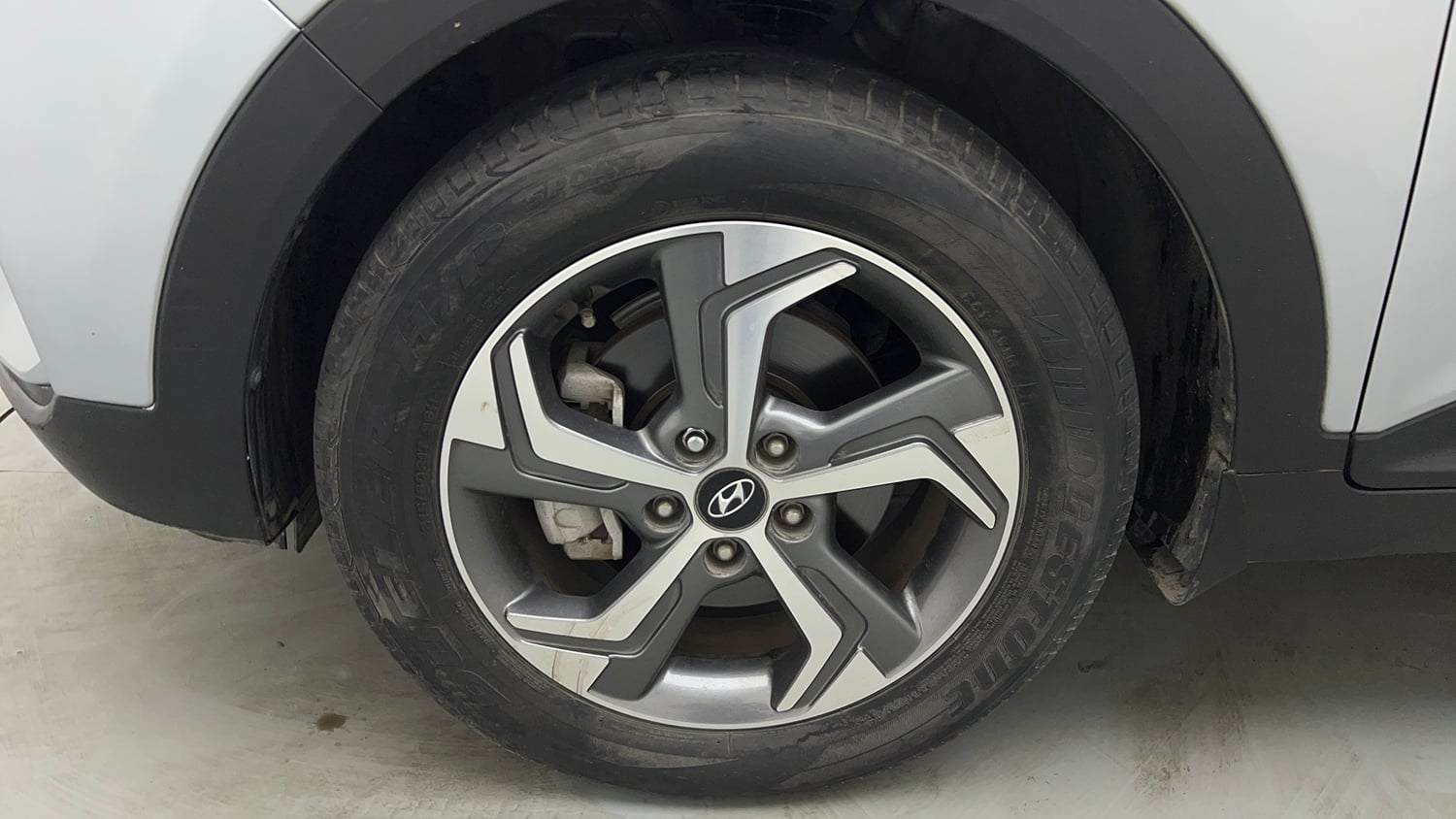 Used 2019 Hyundai Creta SX 1.6 AT Petrol Petrol Automatic tyres LEFT FRONT TYRE RIM VIEW
