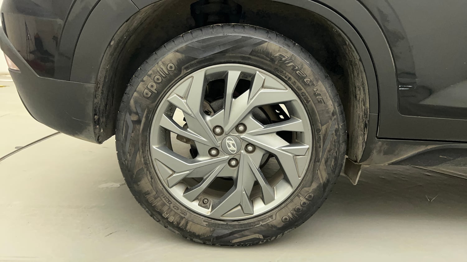 Used 2020 Hyundai Creta SX (O) 1.4 Turbo 7 DCT Petrol Automatic tyres RIGHT REAR TYRE RIM VIEW
