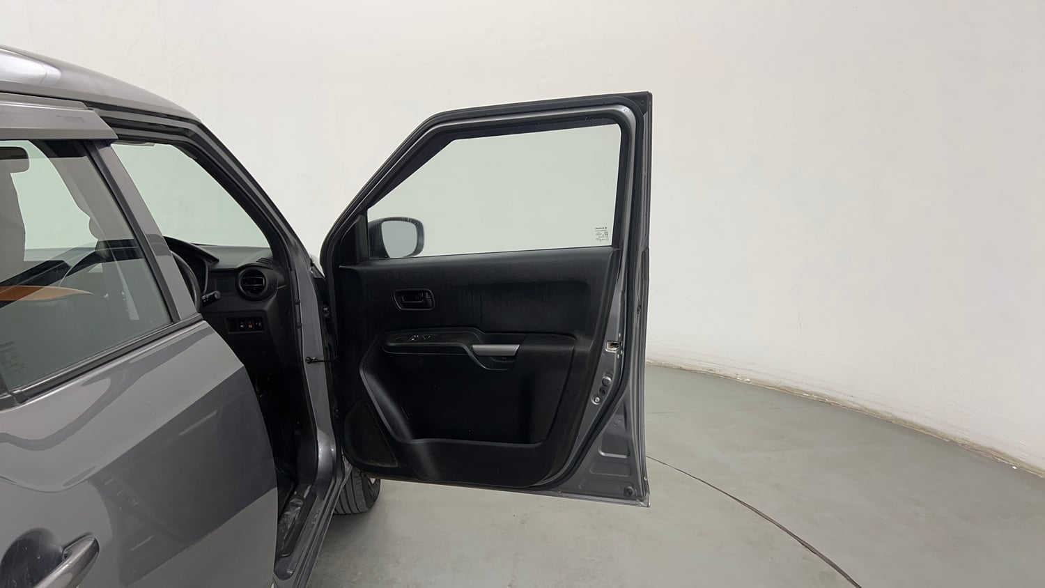 Used 2021 Maruti Suzuki Ignis Sigma 1.2 MT Petrol Manual interior RIGHT FRONT DOOR OPEN VIEW