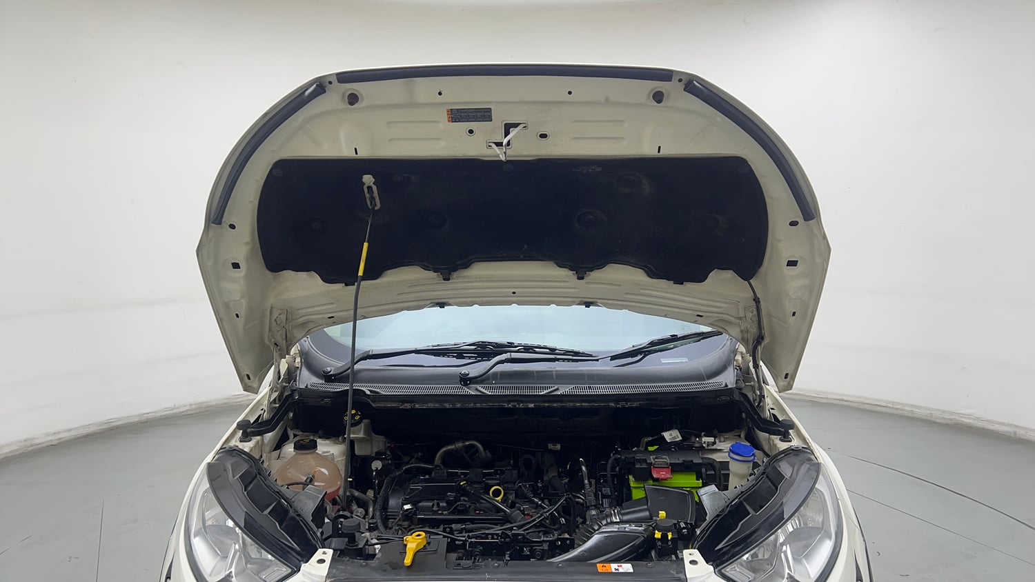 Used 2021 Ford EcoSport Trend 1.5L Ti-VCT Petrol Manual engine ENGINE & BONNET OPEN FRONT VIEW
