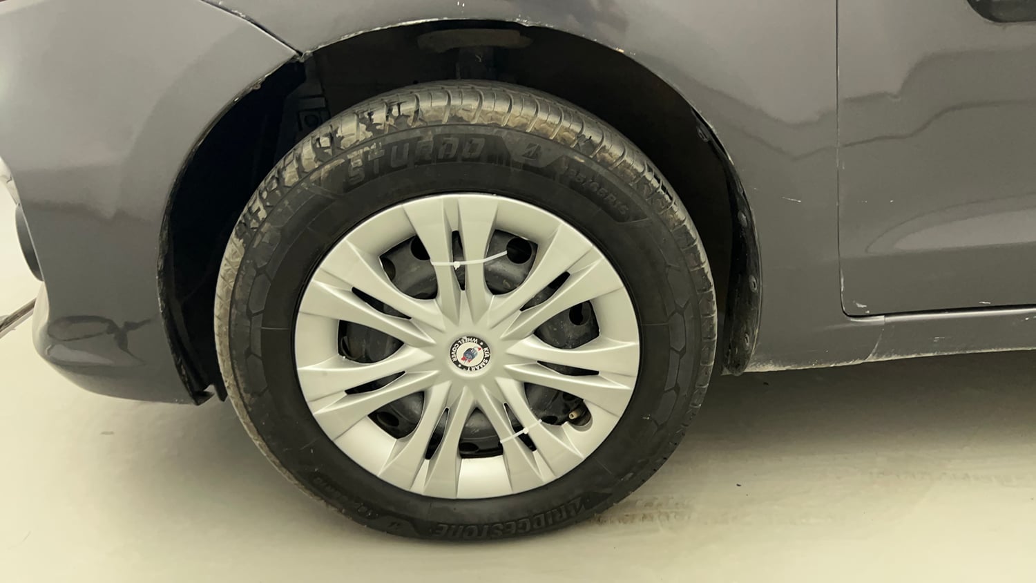 Used 2015 Maruti Suzuki Ertiga VXI CNG (Outside Fitted) Cng Manual tyres LEFT FRONT TYRE RIM VIEW