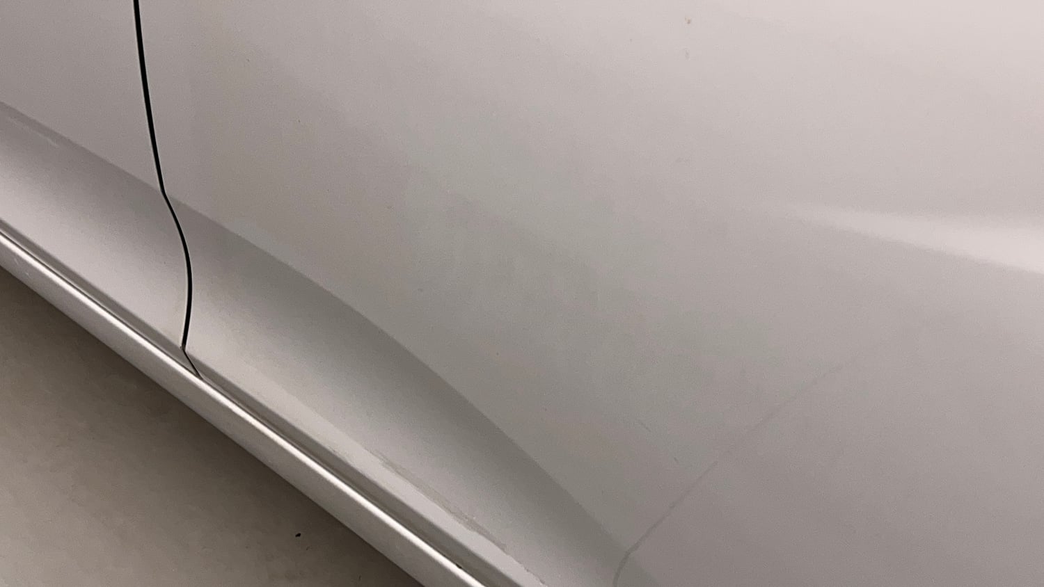 Used 2014 Hyundai Eon Era + Petrol Manual dents MINOR SCRATCH
