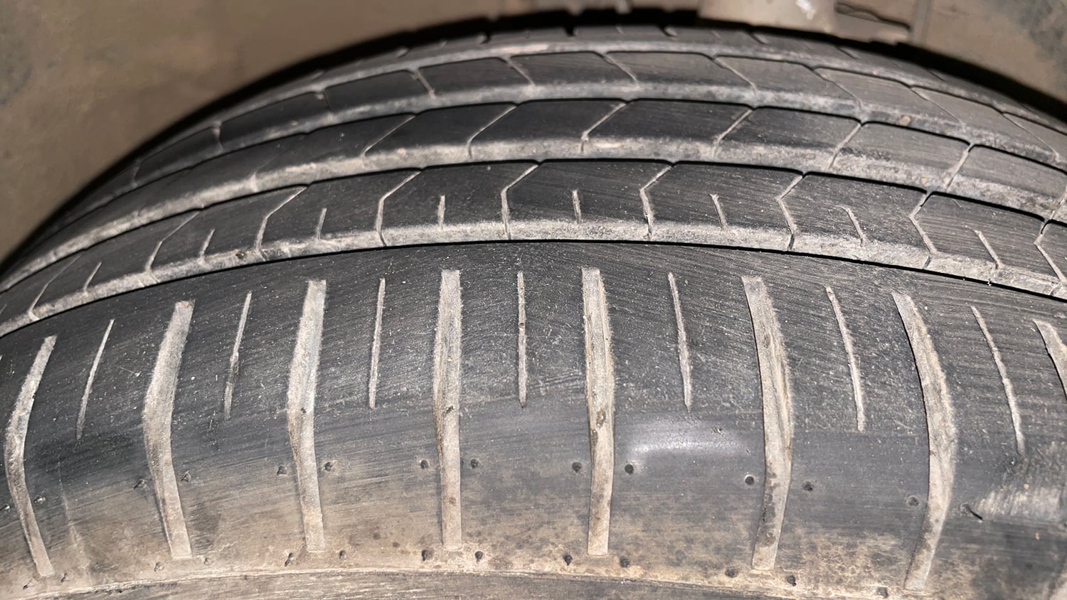 Used 2015 Hyundai i20 Active 1.2 S Petrol Manual tyres RIGHT FRONT TYRE TREAD VIEW