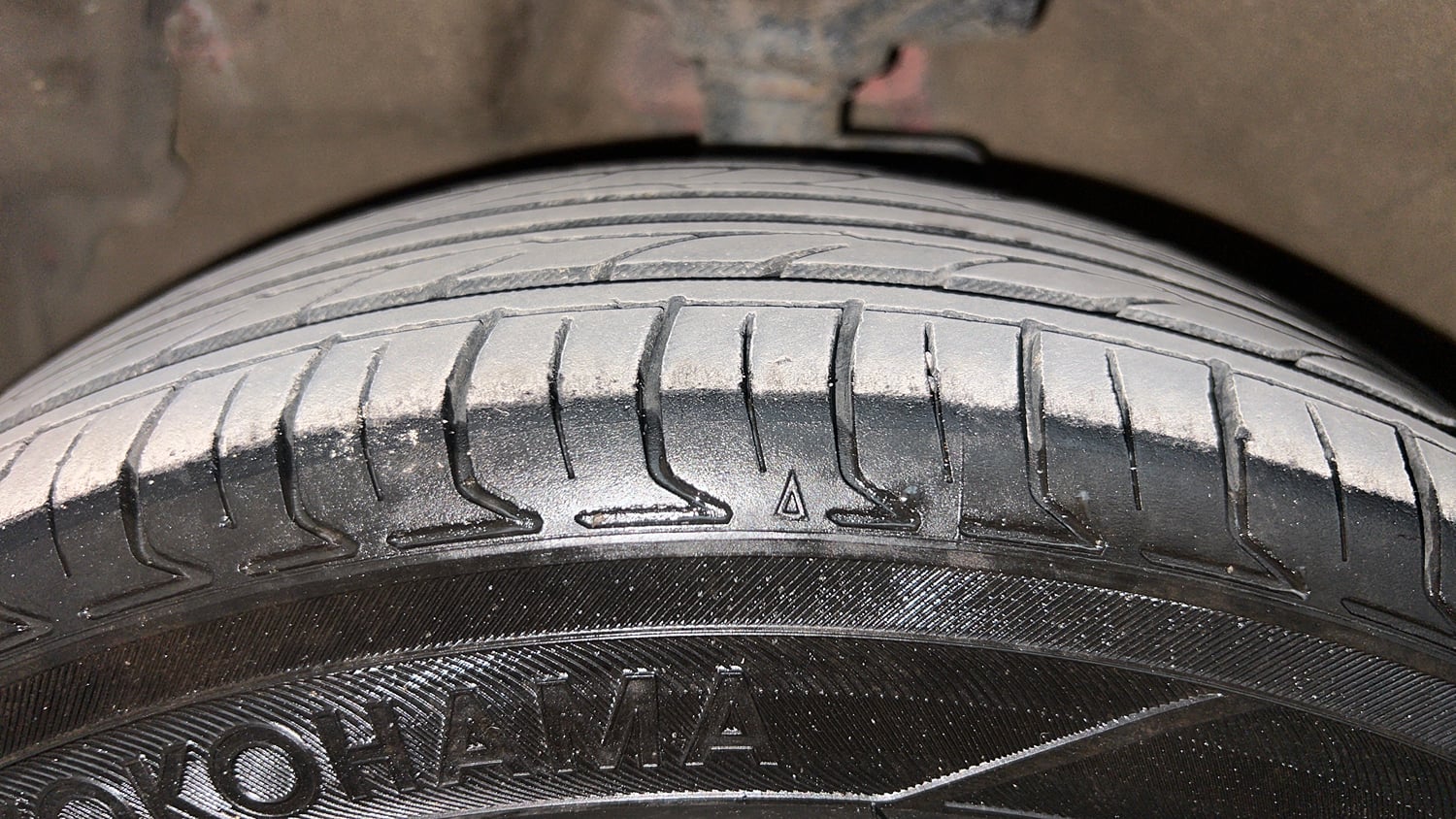 Used 2015 Maruti Suzuki Celerio VXi Petrol Manual tyres LEFT FRONT TYRE TREAD VIEW