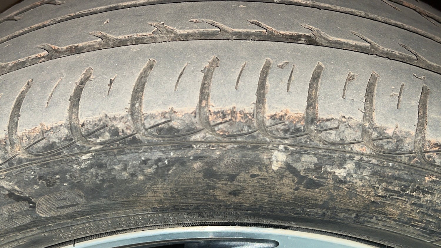 Used 2020 Hyundai Grand i10 Nios Asta AMT 1.2 Kappa VTVT Petrol Automatic tyres RIGHT FRONT TYRE TREAD VIEW