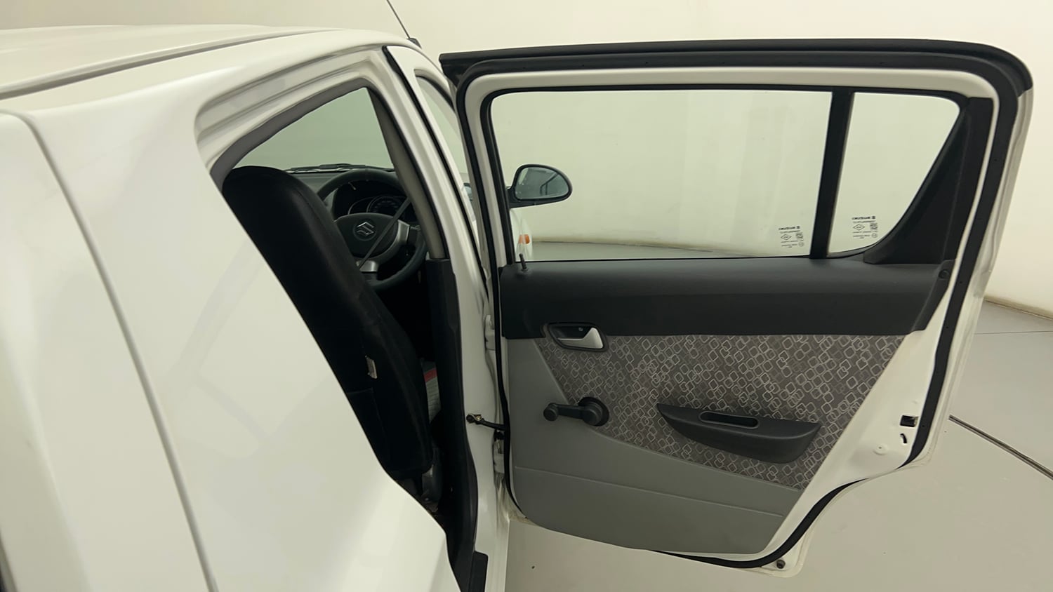 Used 2017 Maruti Suzuki Alto 800 LXi Petrol Manual interior RIGHT REAR DOOR OPEN VIEW