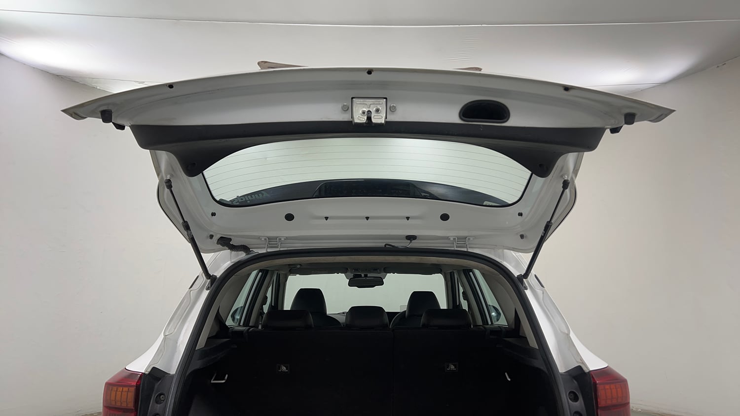 Used 2022 Kia Seltos GTX Plus 1.5 Diesel AT Diesel Automatic interior DICKY DOOR OPEN VIEW