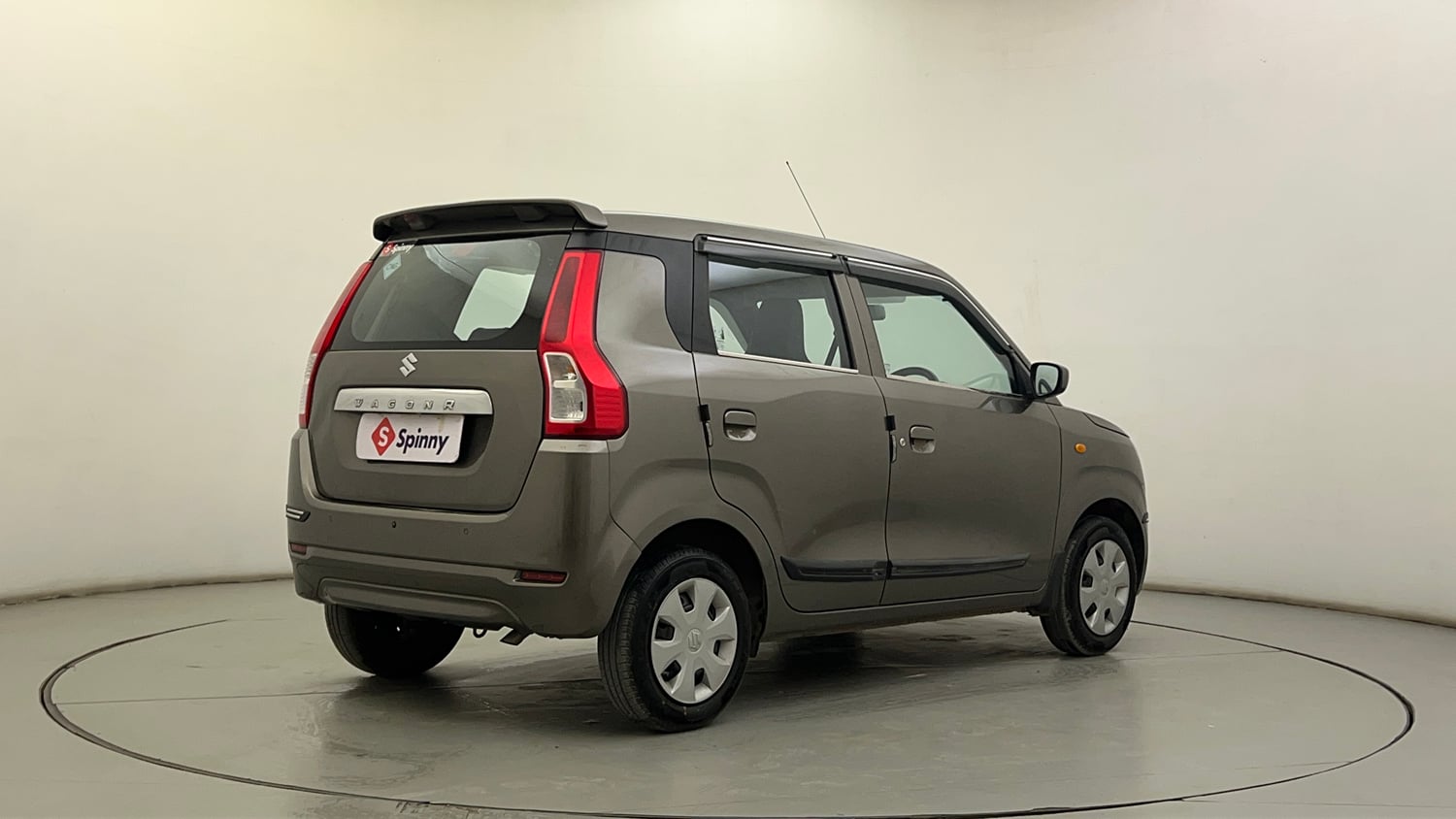 Used 2024 Maruti Suzuki Wagon R VXI 1.0 CNG Cng Manual exterior RIGHT REAR CORNER VIEW