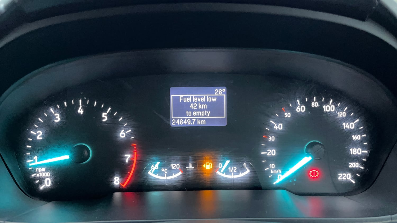 Used 2018 Ford EcoSport Ambiente 1.5L Ti-VCT Petrol Manual interior CLUSTERMETER VIEW