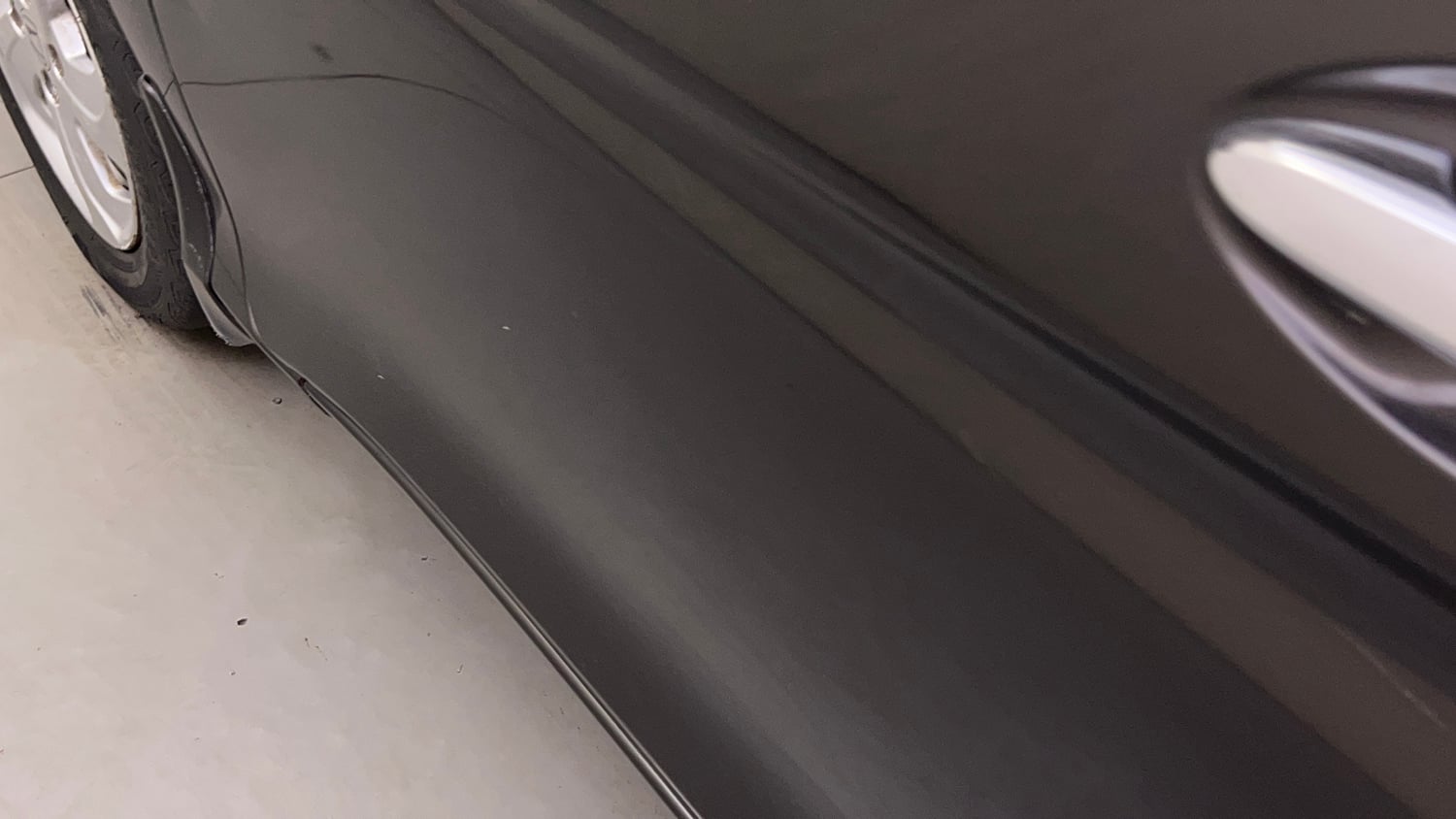 Used 2016 Honda City V Petrol Manual dents MINOR DENT