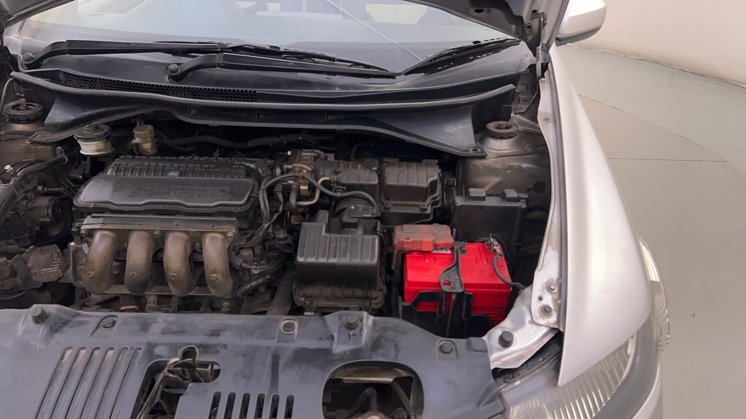 Used 2012 Honda City 1.5 E MT Petrol Manual engine ENGINE LEFT SIDE HINGE & APRON VIEW