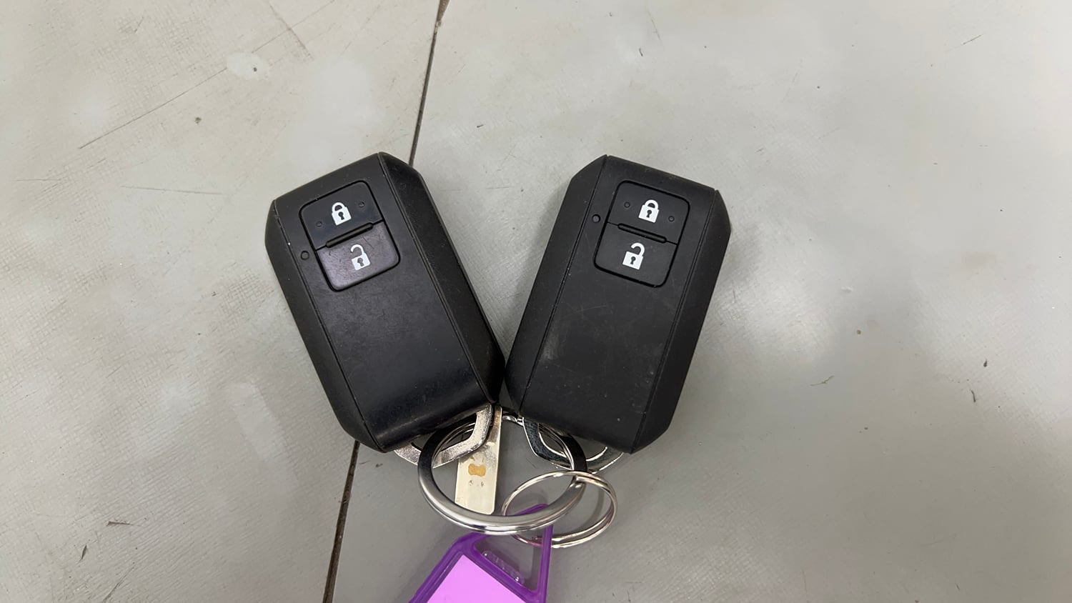 Used 2021 Maruti Suzuki Baleno Zeta Automatic Petrol Automatic extra CAR KEY VIEW