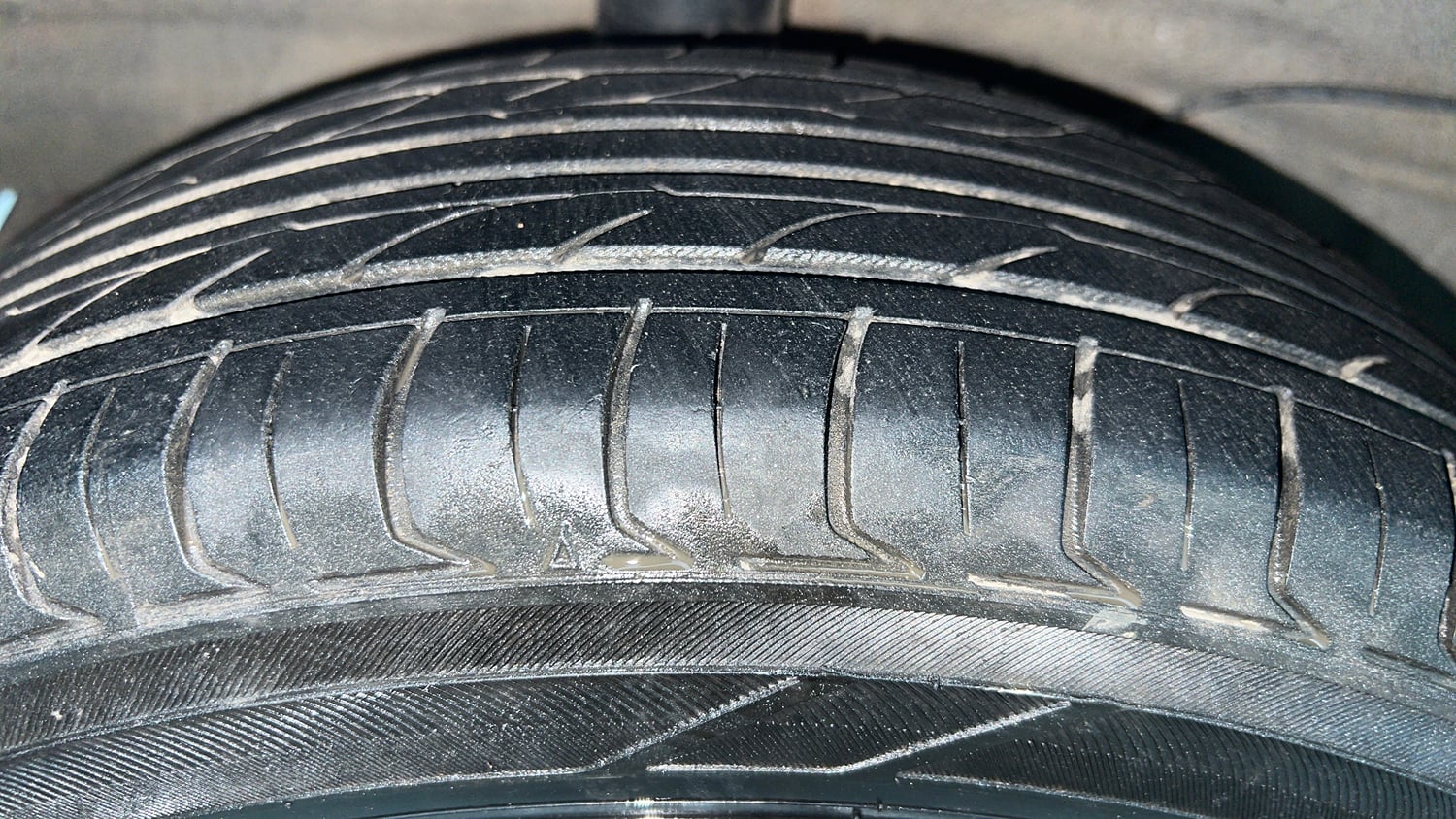 Used 2020 Hyundai Santro Asta Petrol Manual tyres RIGHT REAR TYRE TREAD VIEW