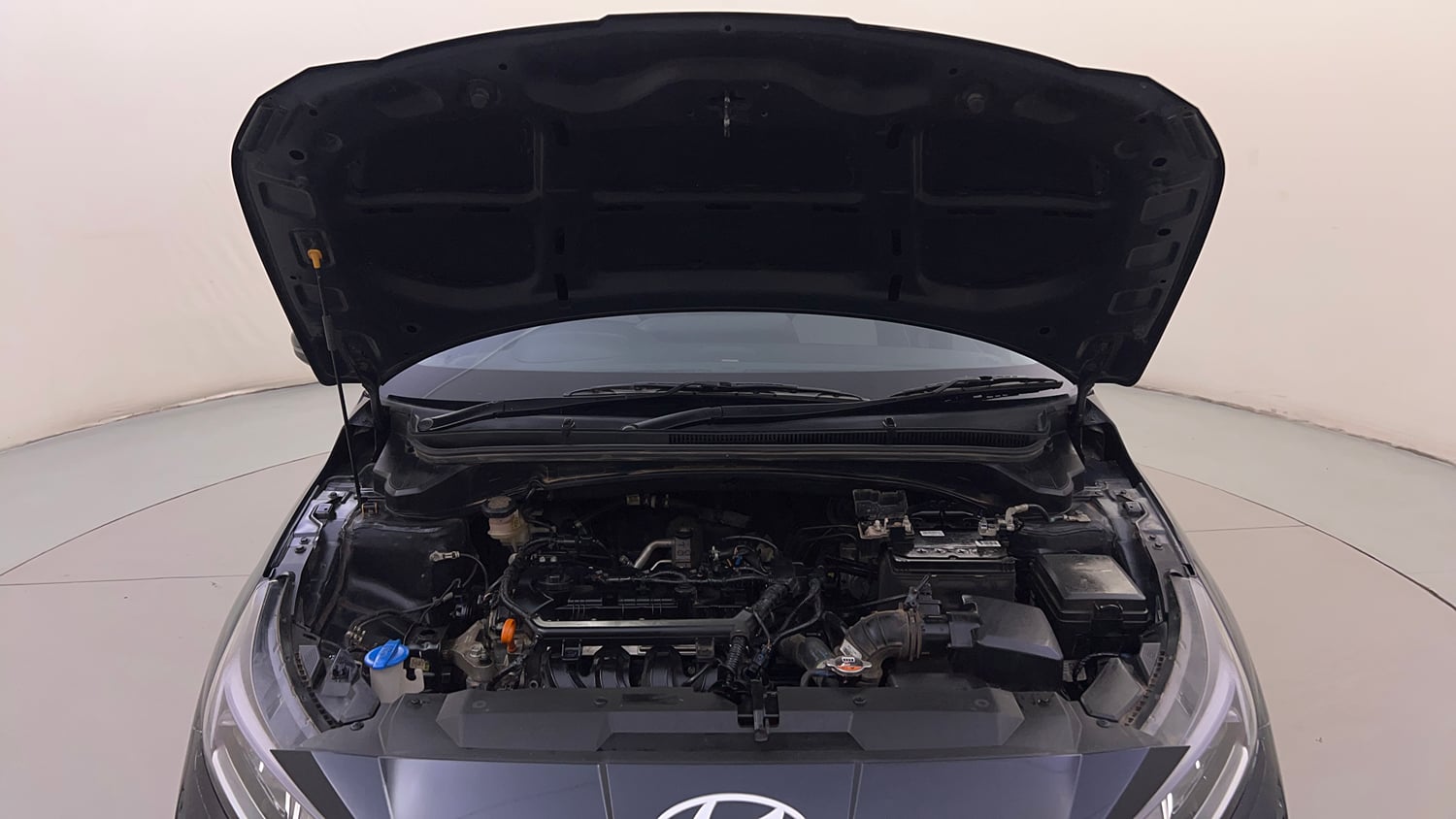 Used 2024 Hyundai New i20 Asta (O) 1.2 IVT Petrol Automatic engine ENGINE & BONNET OPEN FRONT VIEW