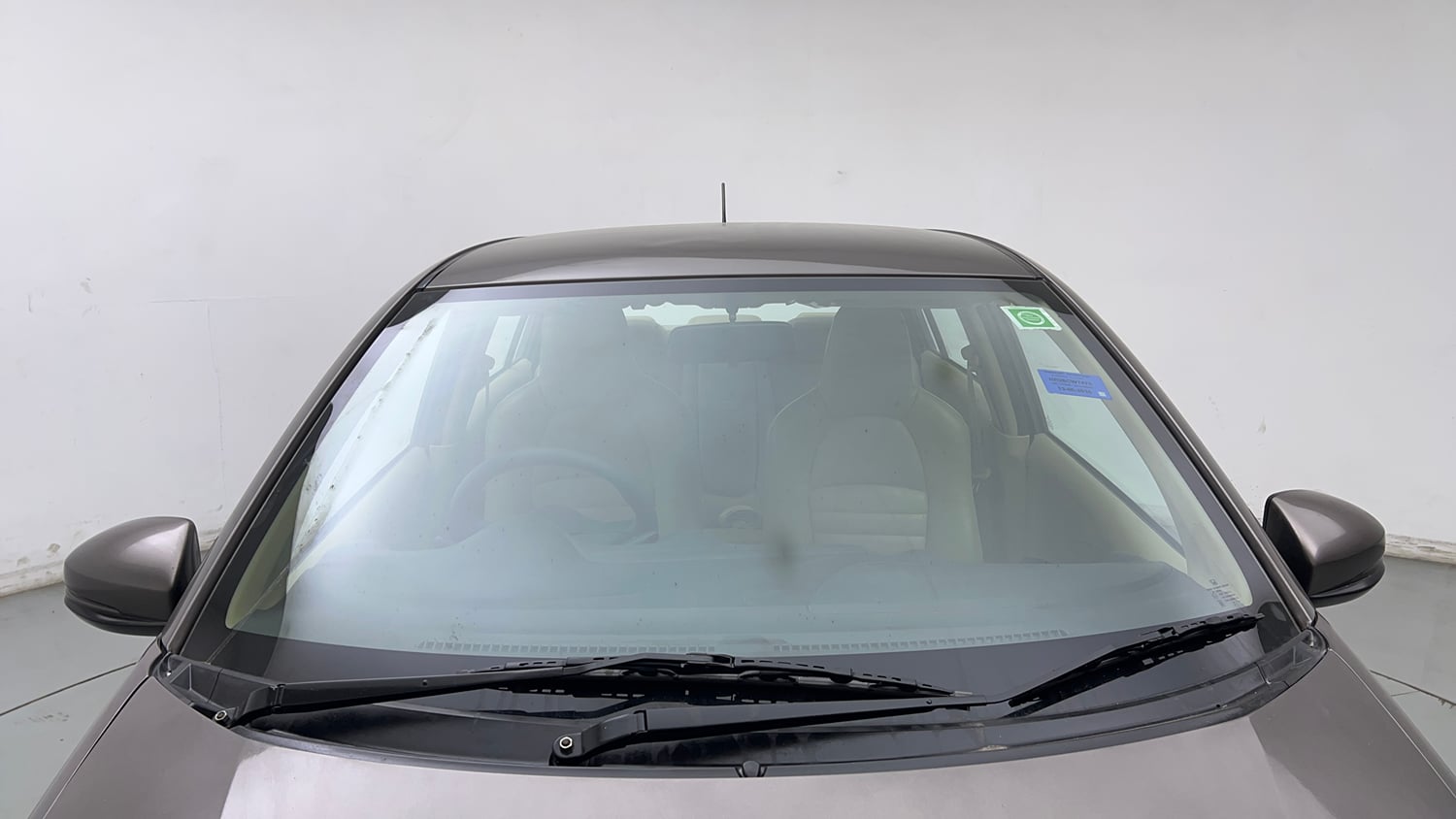 Used 2016 Honda Amaze 1.2 S i-VTEC Petrol Manual exterior FRONT WINDSHIELD VIEW