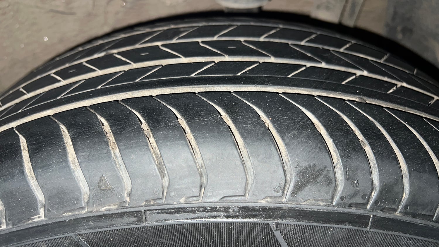Used 2024 Tata Nexon Creative Plus 1.2 iCNG Cng Manual tyres LEFT REAR TYRE TREAD VIEW