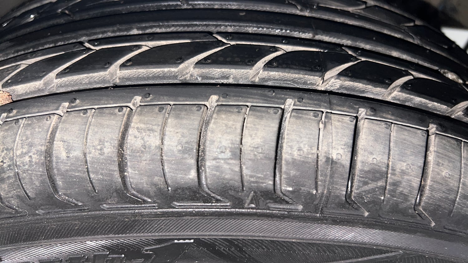 Used 2019 Hyundai Grand i10 Sportz 1.2 Kappa VTVT Petrol Manual tyres LEFT REAR TYRE TREAD VIEW