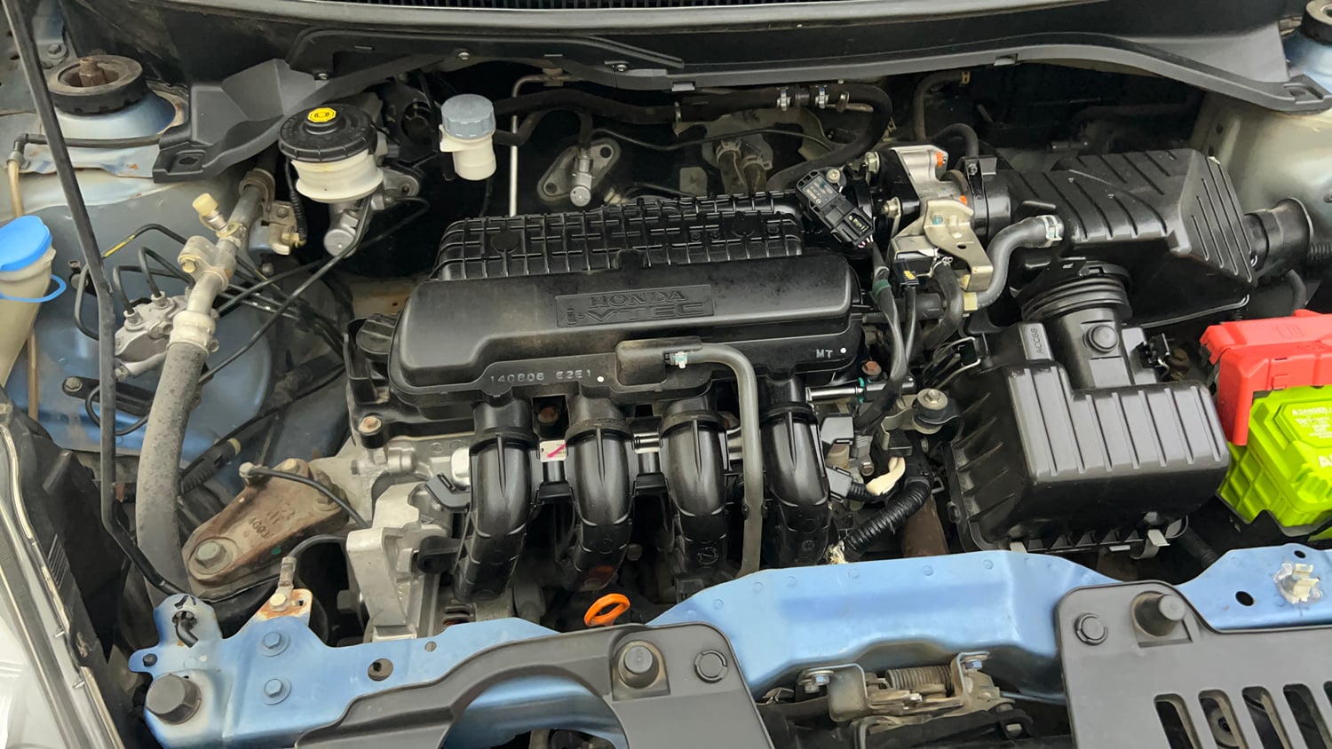 Used 2014 Honda Amaze 1.2 S i-VTEC Petrol Manual engine ENGINE RIGHT SIDE VIEW