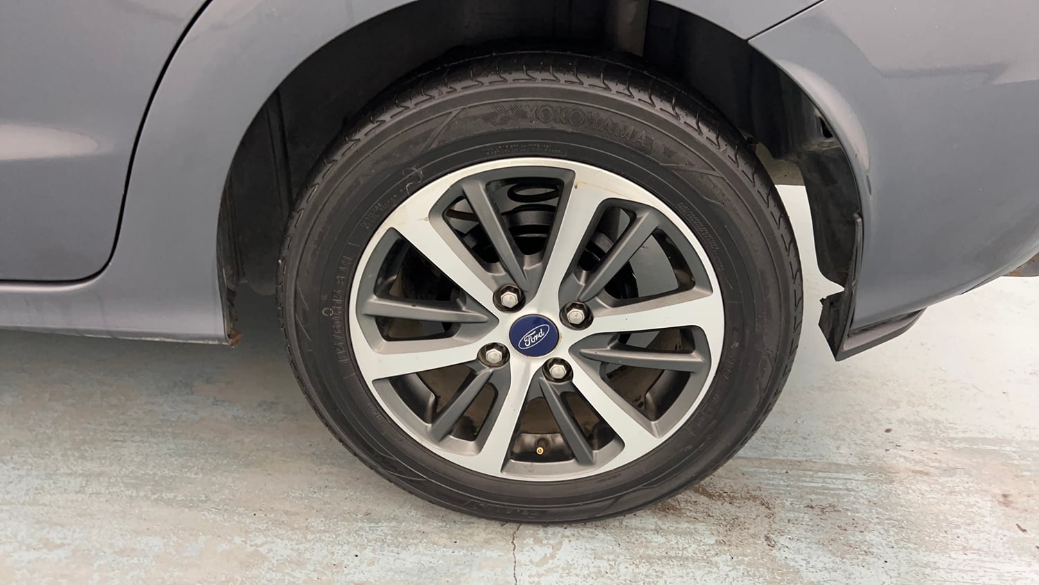 Used 2020 Ford Figo Aspire Titanium Plus 1.5 TDCi Diesel Manual tyres LEFT REAR TYRE RIM VIEW