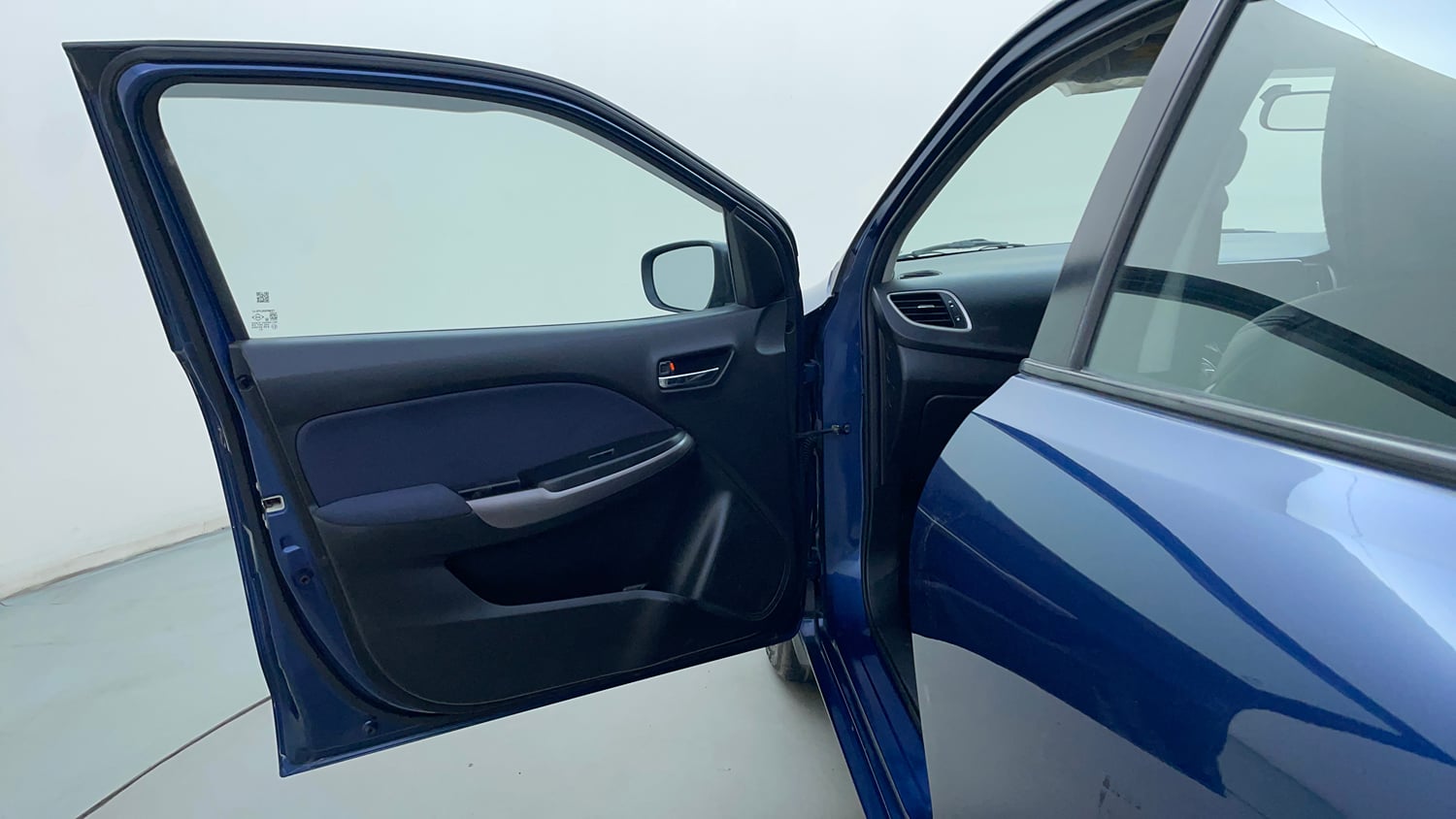 Used 2019 Maruti Suzuki Baleno Delta Petrol Manual interior LEFT FRONT DOOR OPEN VIEW
