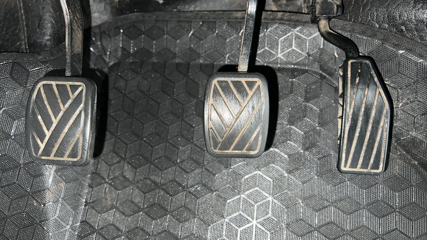 Used 2021 Maruti Suzuki Wagon R ZXi 1.2 Petrol Manual interior PEDALS VIEW