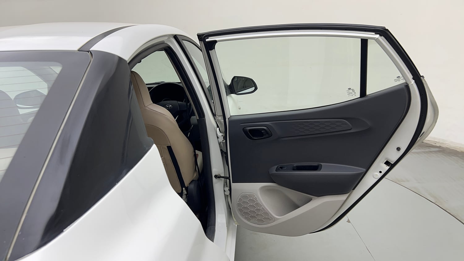Used 2022 Hyundai Aura S 1.2 CNG Cng Manual interior RIGHT REAR DOOR OPEN VIEW