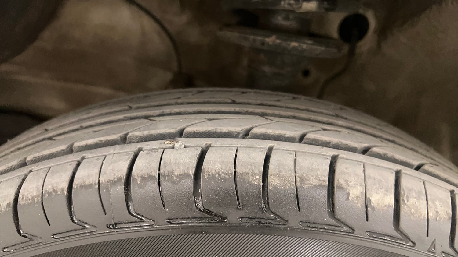 Used 2024 Maruti Suzuki Alto K10 VXi S-CNG Cng Manual tyres LEFT FRONT TYRE TREAD VIEW