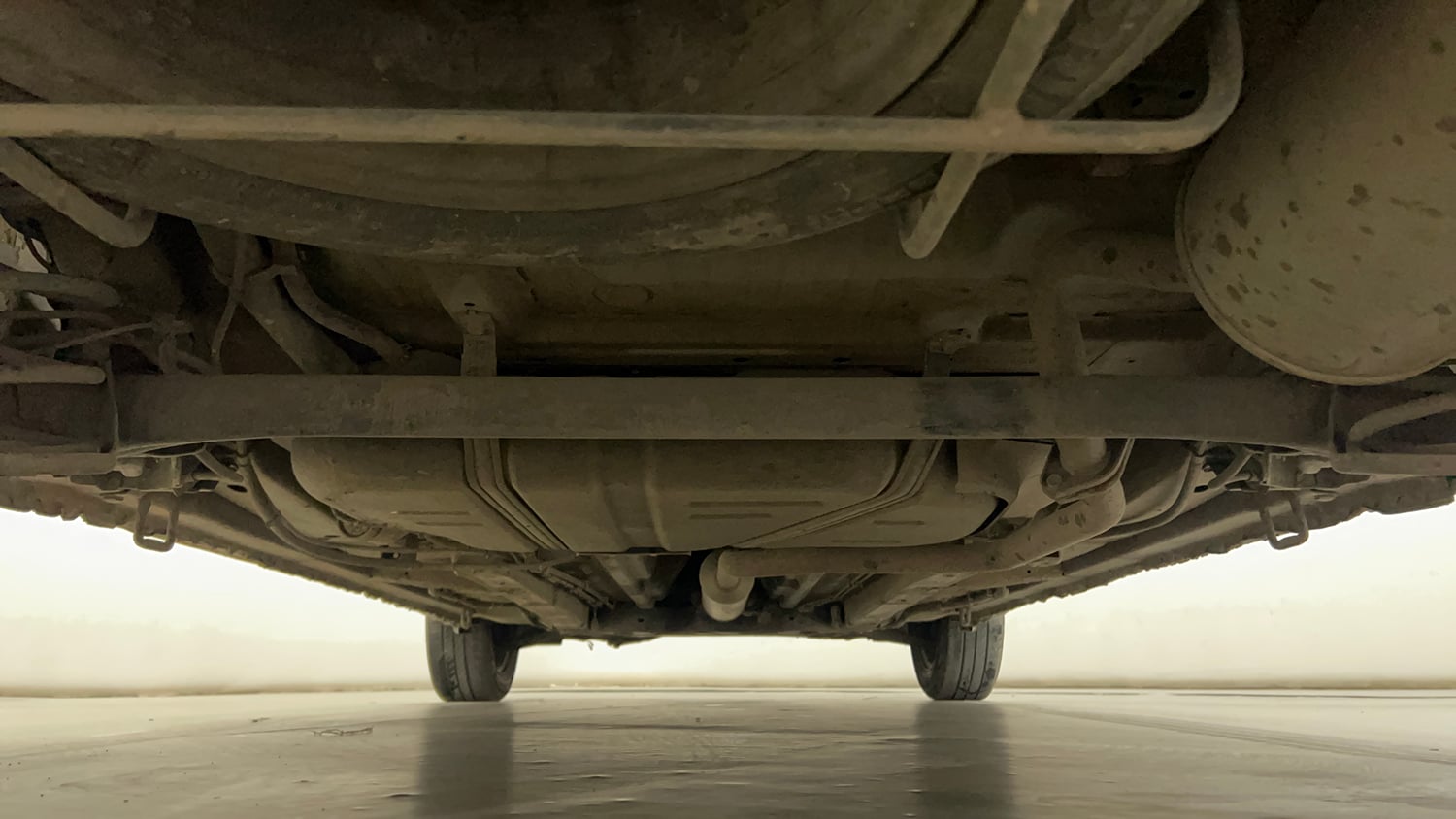 Used 2015 Maruti Suzuki Ertiga VXI CNG (Outside Fitted) Cng Manual extra REAR UNDERBODY VIEW (TAKEN FROM REAR)