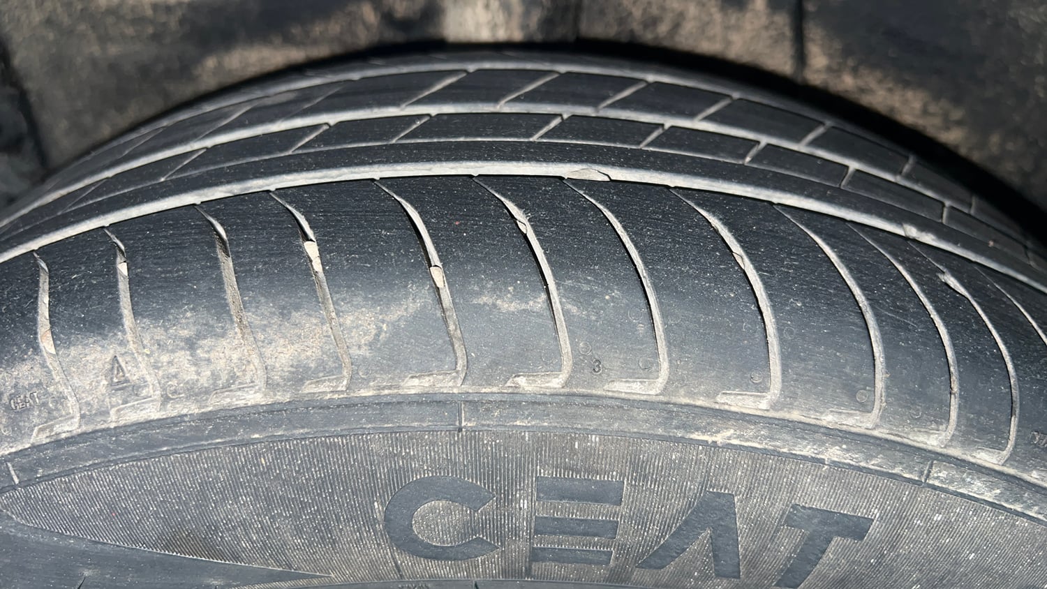 Used 2023 Hyundai Exter SX (O) 1.2 MT Petrol Manual tyres RIGHT REAR TYRE TREAD VIEW